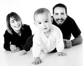 Family Happy Mother Smiling Crawling Bebe 1237701